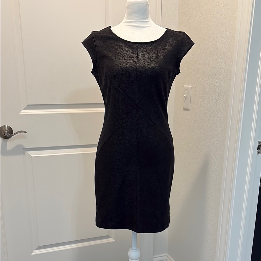 BeBop Black Cap Sleeve Bodycon Mini Dress